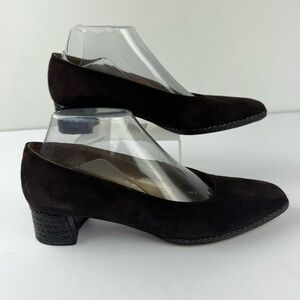 Vintage Stuart Weitzman Womens 8.5AA Brown Microsuede Pump Heel